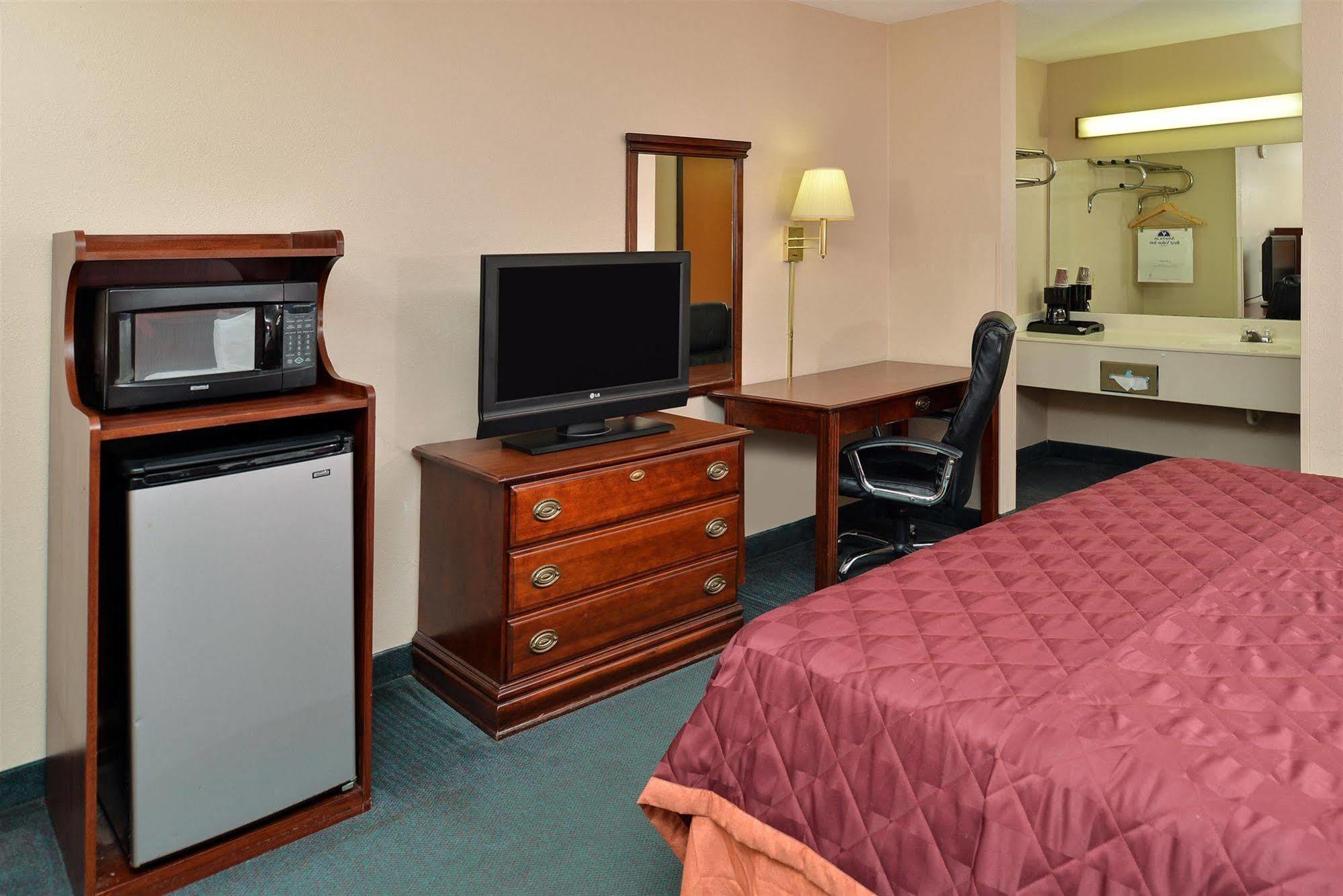 America'S Best Value Inn & Suites Sheridan Exterior photo